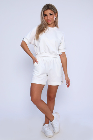 183b248c-43cd-45a2-b23b-f056c51445ee